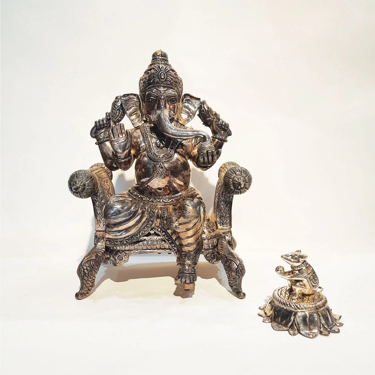 Silver Big Ganeshji on Sinhasan