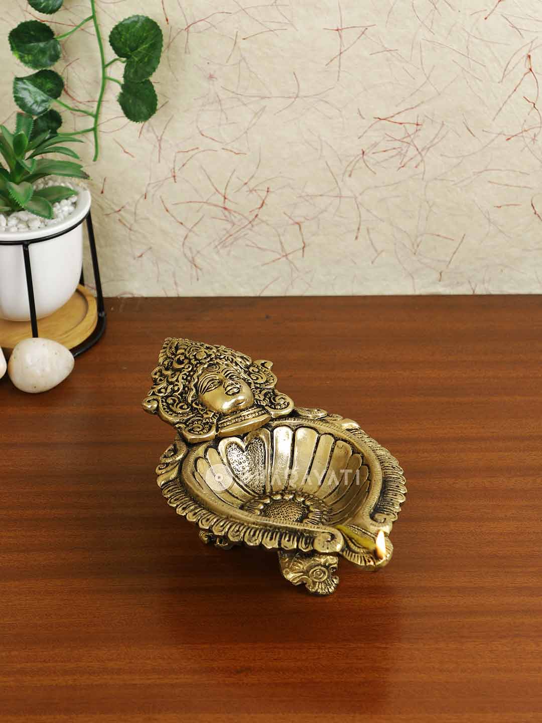 Laxmi Face Big Diya 3 Legs Decorative Brass Figurine